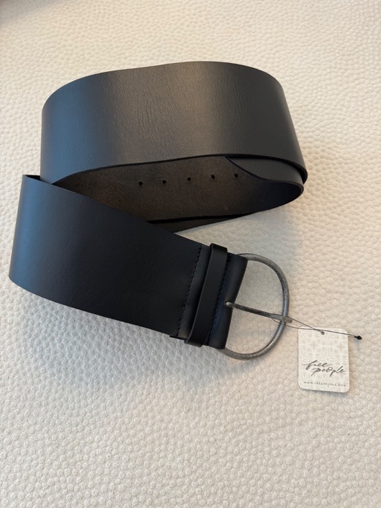 NWT Free People Black Leather Belt M/L Hammered Silver Oval Buckle Boho $68 main image 7